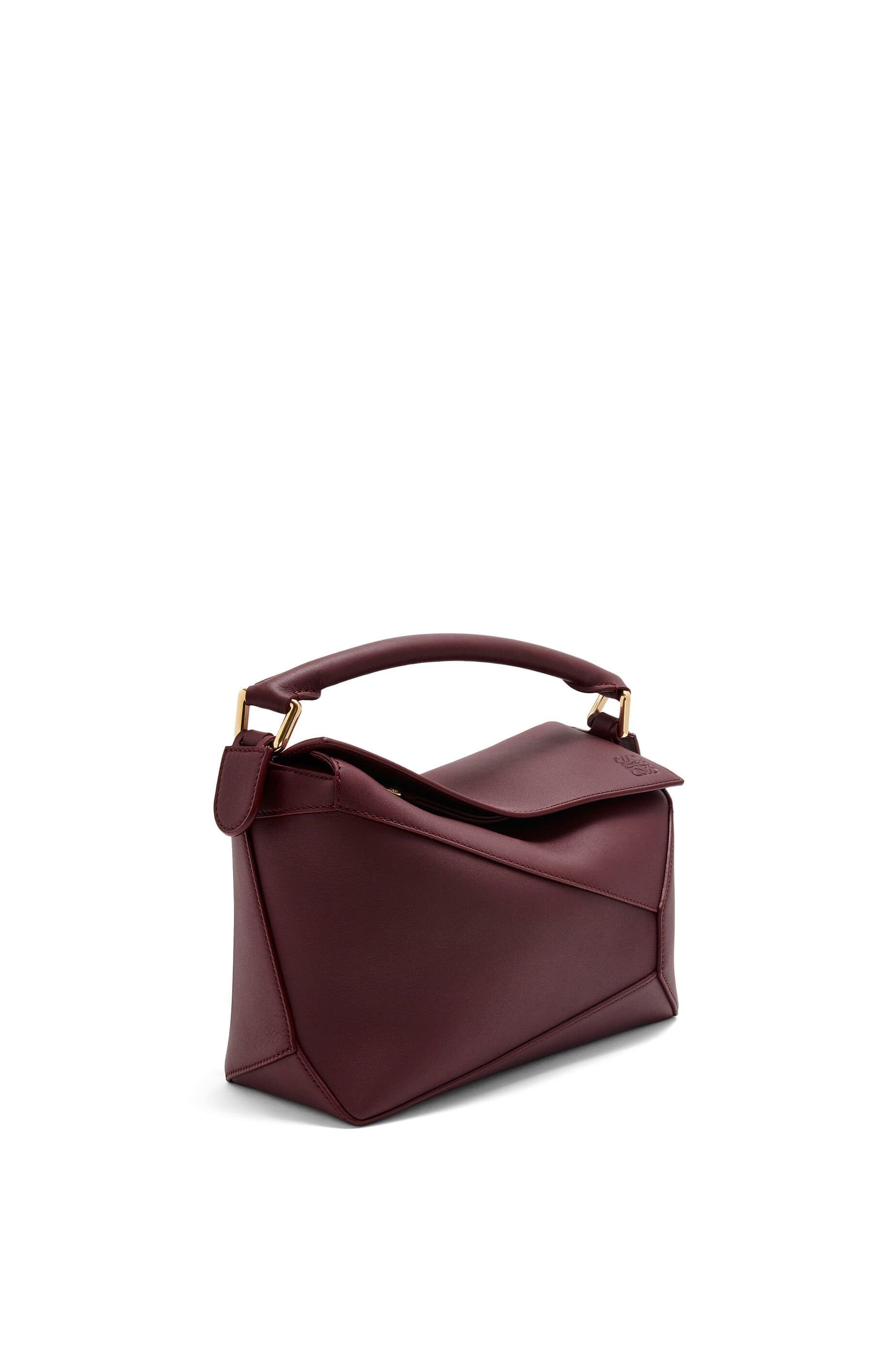 Túi LOEWE Small Puzzle bag in classic calfskin burgundy