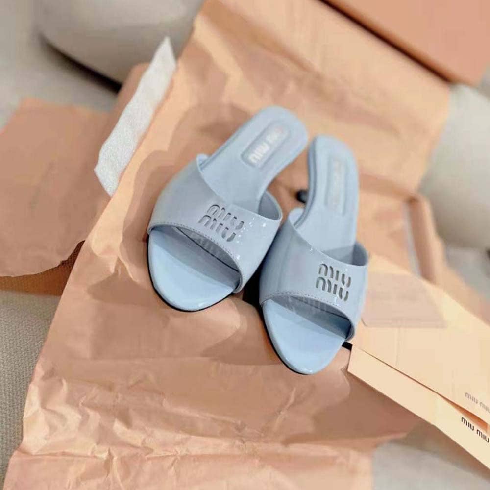 GUỐC Miu Miu Women Patent Leather Sandals in 45 mm Heel Height-Blue