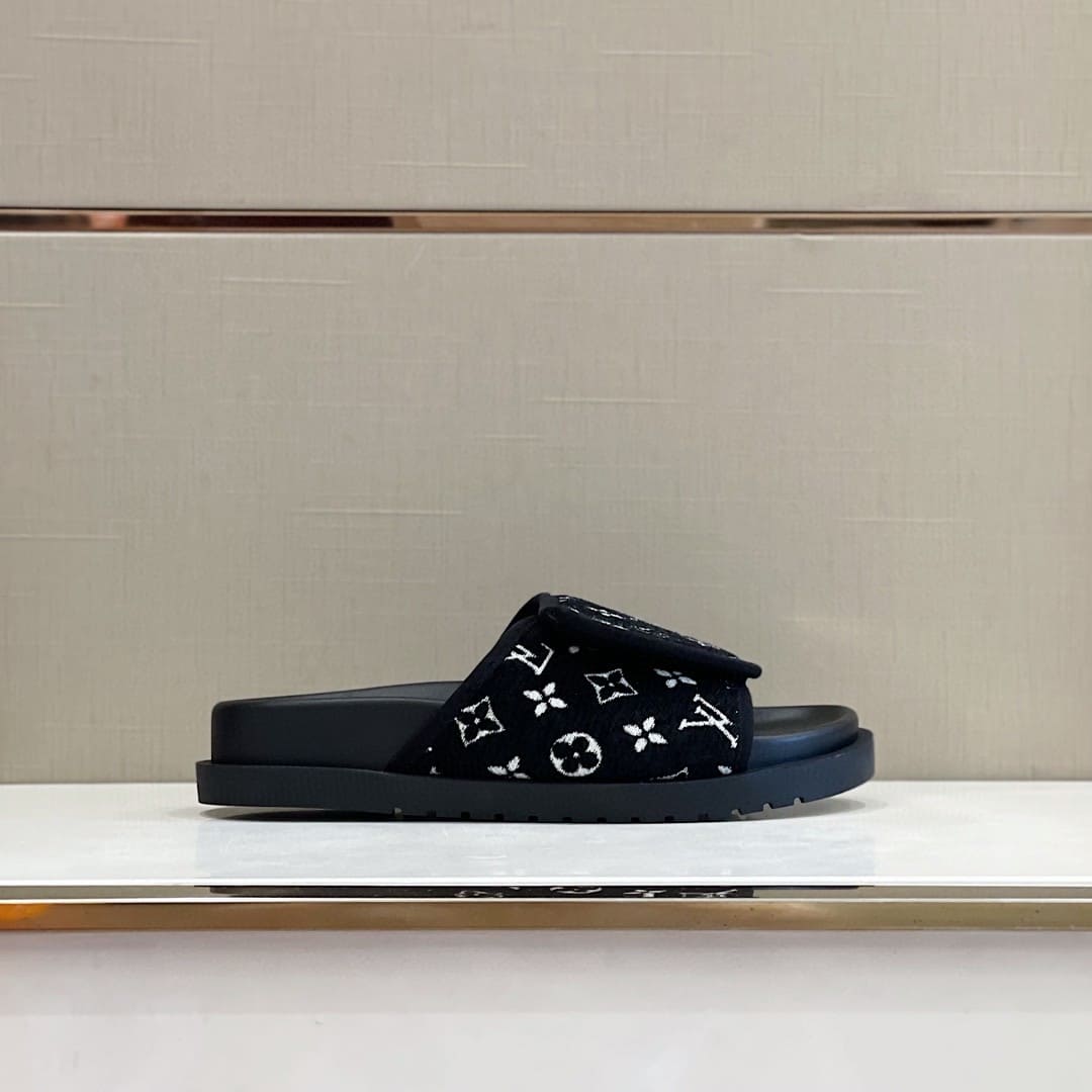 DÉP LOUIS VUITTON MONOGRAM LOGO SANDAL AAA