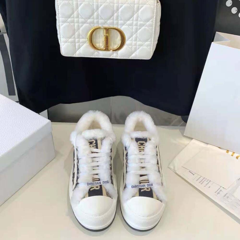 GIÀY Dior Women Walk’n’dior Platform Sneaker Deep Blue Dior Oblique Embroidered Cotton and White Shearling