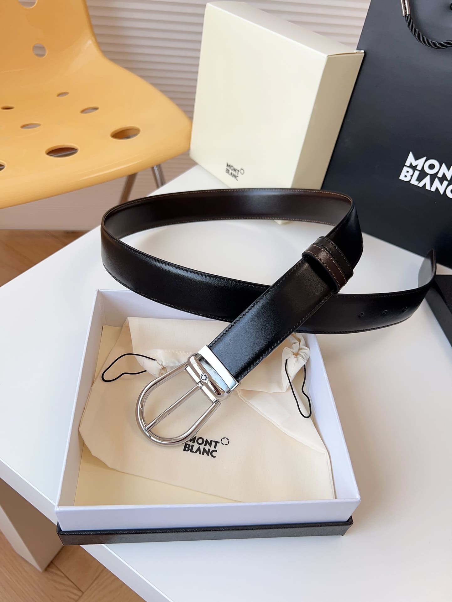 DÂY LƯNG MONTBLANC CALFSKIN LEATHER Belt Khóa bạc