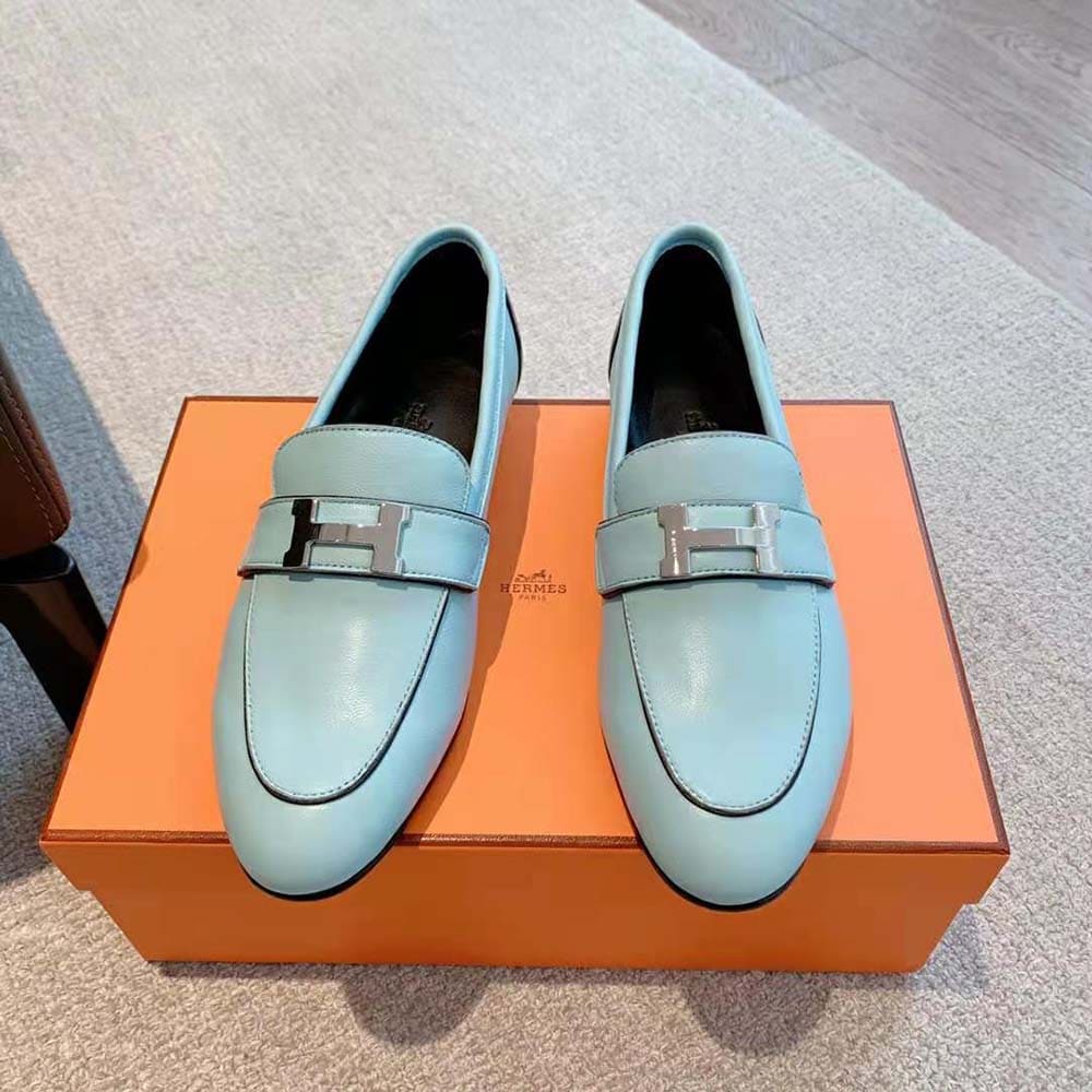 GIÀY Hermes Women Paris Loafer in Calfskin with Palladium Plated Signature “H” Detail-Blue