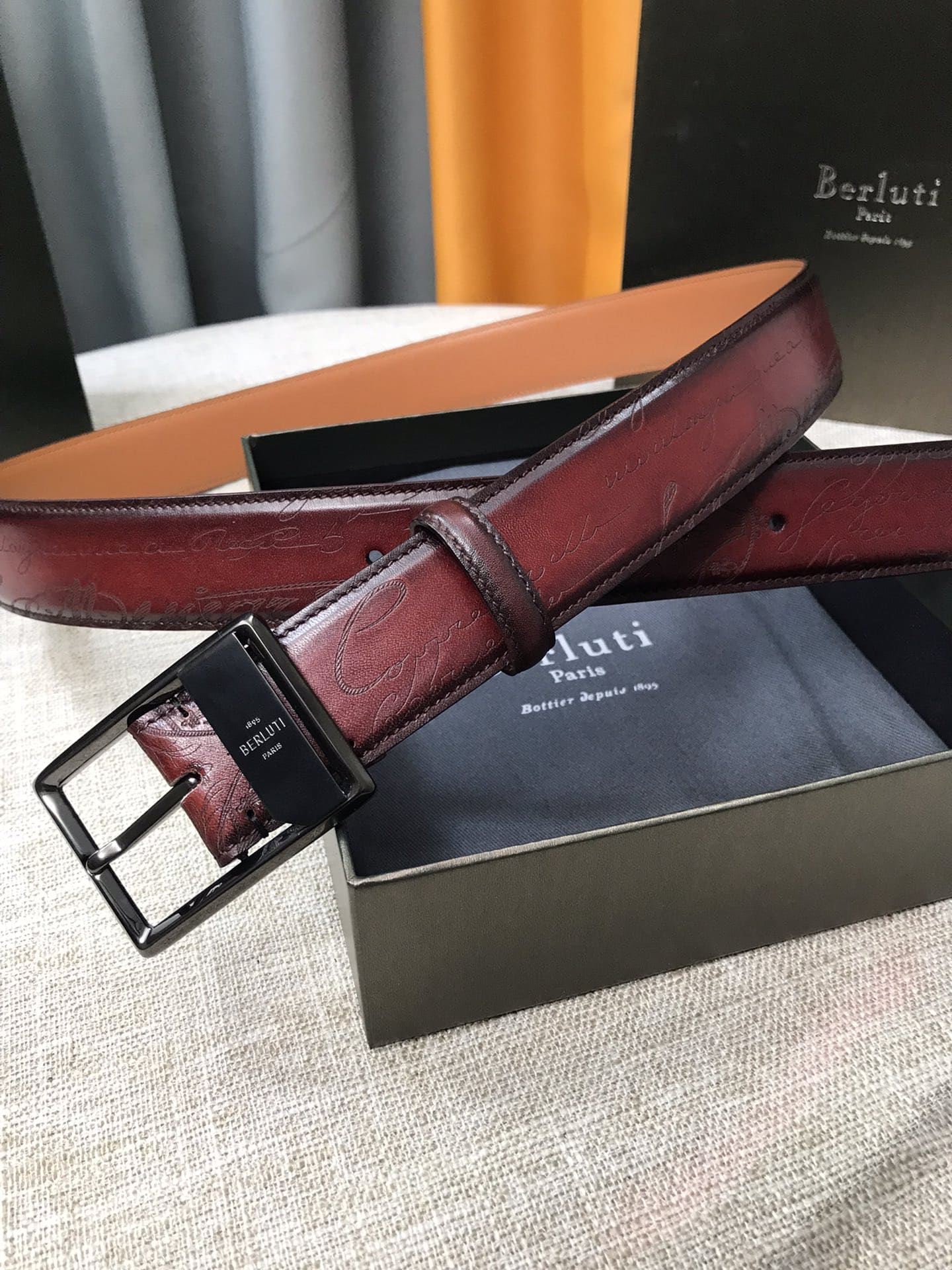 DÂY LƯNG BERLUTI PATINA Leather khóa đen