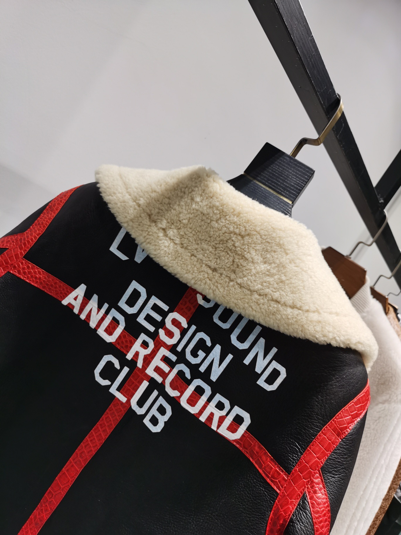 ÁO LOUIS VUITTON LEATHER JACKET LÓT LÔNG