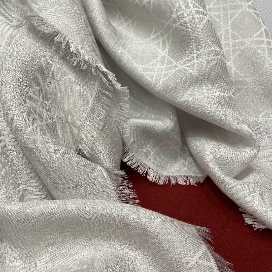 KHĂN Christian Dior Rattan gold wire shawl Scarf