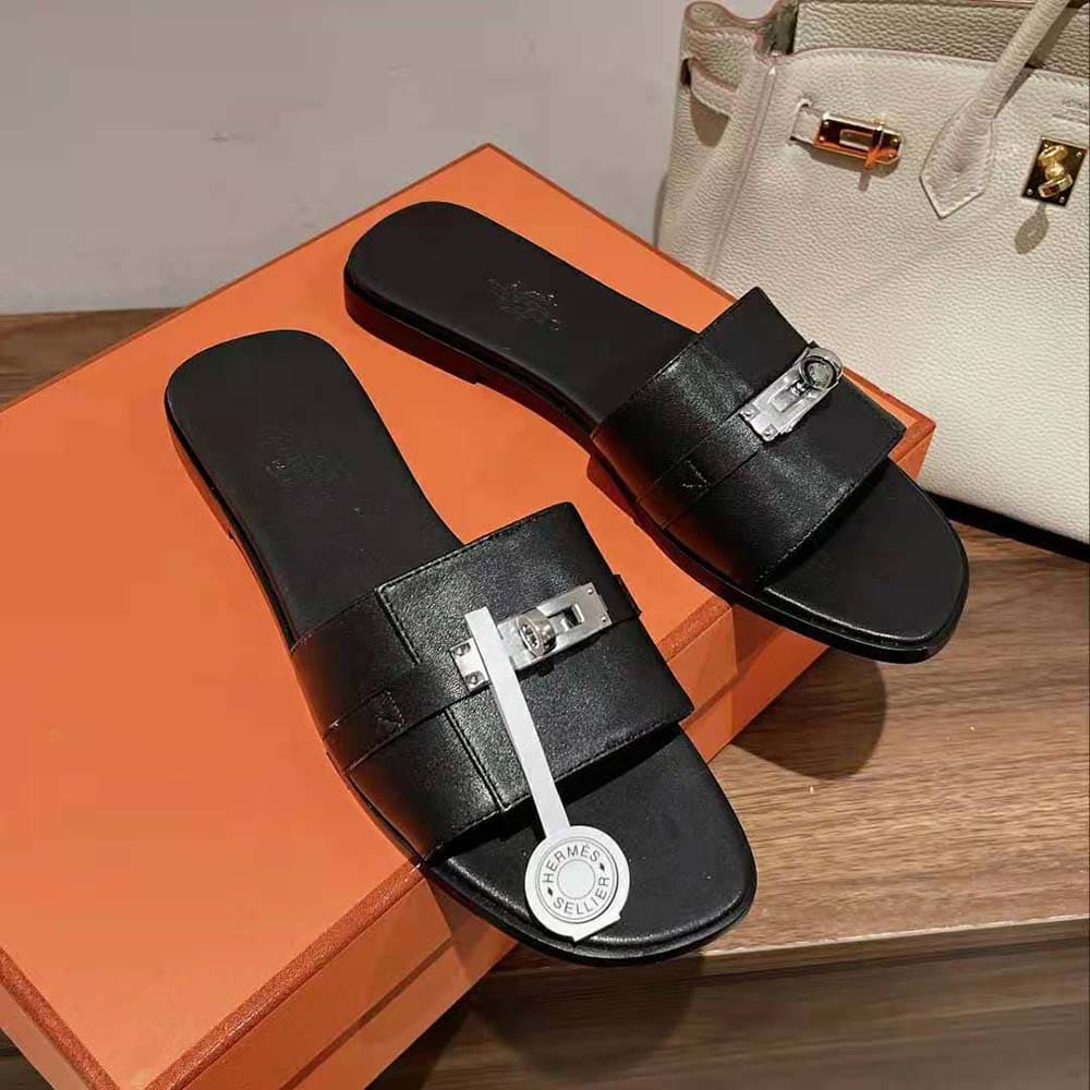 DÉP Hermes Women Giulia Sandal in Calfskin with Iconic Palladium-Plated Kelly Buckle-Black