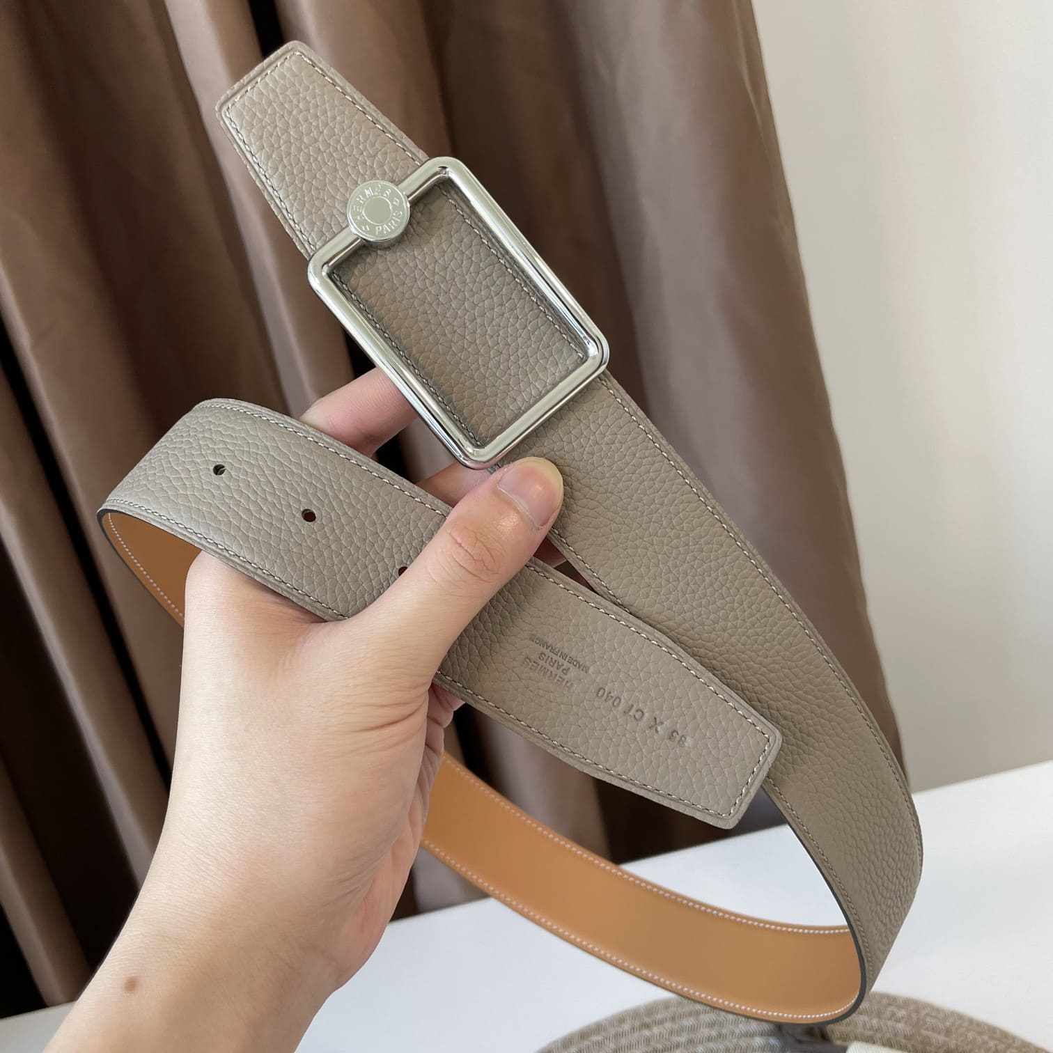 DÂY LƯNG HERMES Square Buckle Togo leather hai mặt khóa bạc