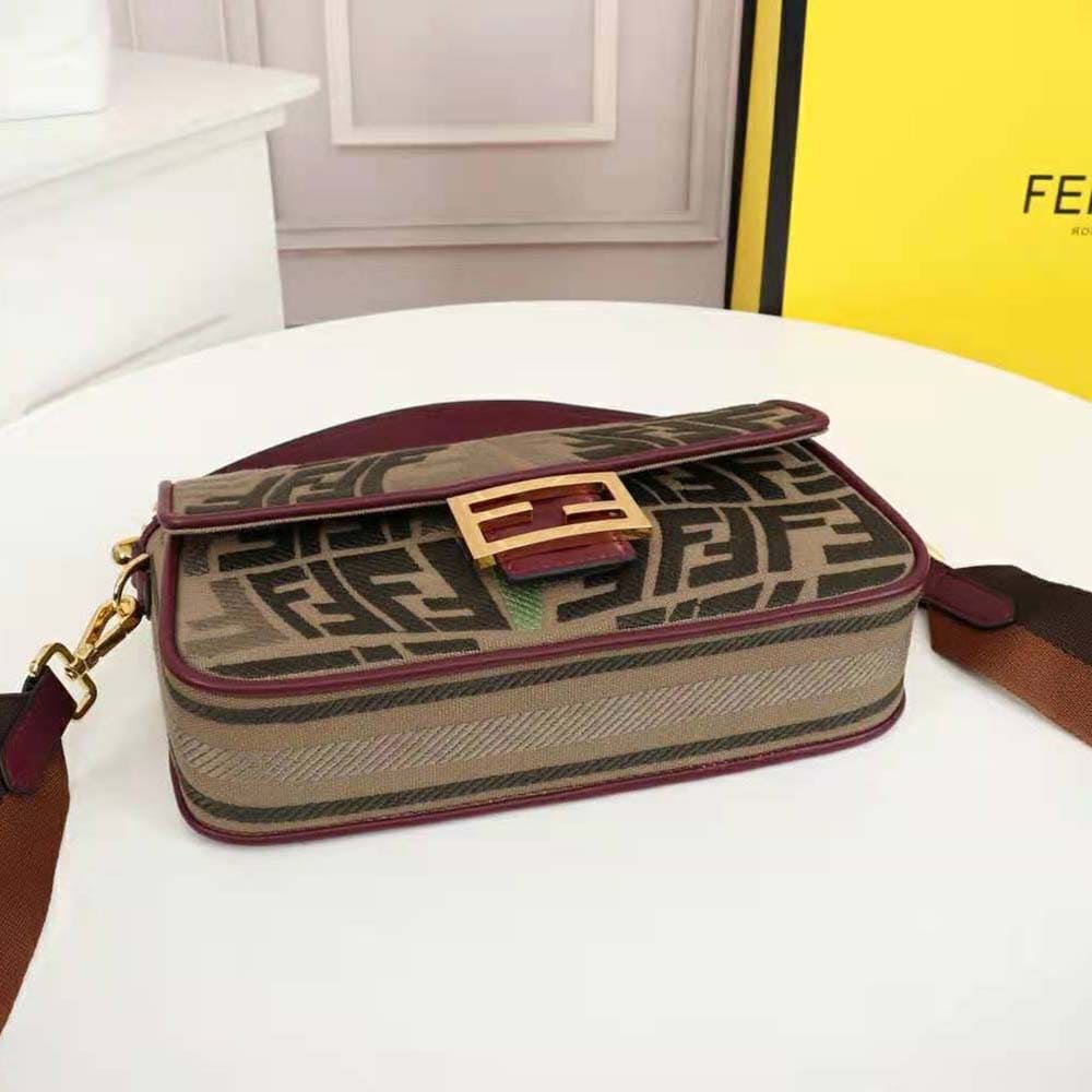 TÚI FENDI Women Baguette Embroidered Green Canvas Bag