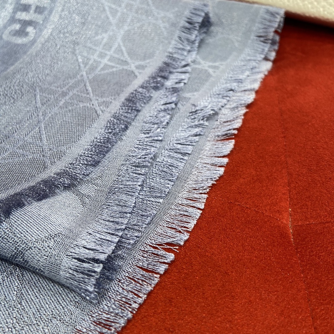 KHĂN Christian Dior Rattan gold wire shawl Scarf