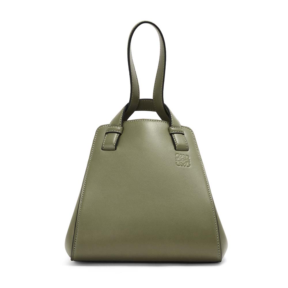 TÚI Loewe Women Hammock Nugget Bag in Nappa Calfskin-Green