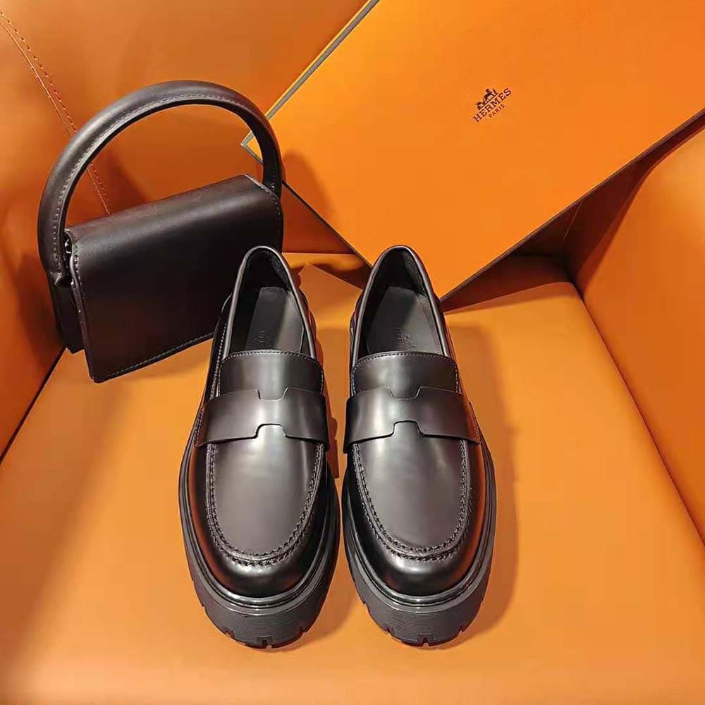 GIÀY Hermes Women Hitch Loafer in Glazed Calfskin-Black