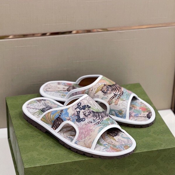 DÉP GUCCI GG CANVAS UNISEX SLIPPER