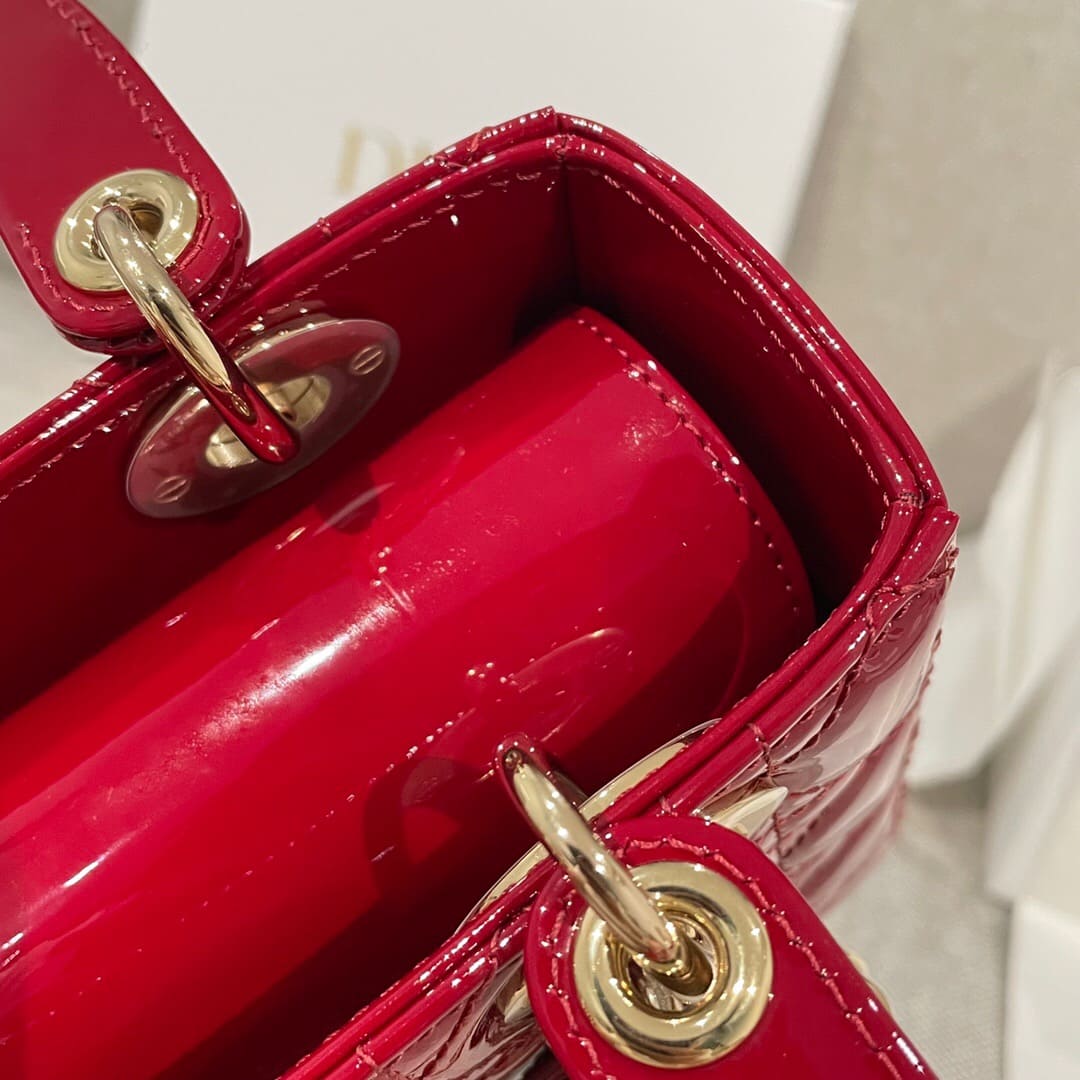 TÚI CHRISTIAN DIOR LADY DIOR Cannage Calfskin Gloss Red