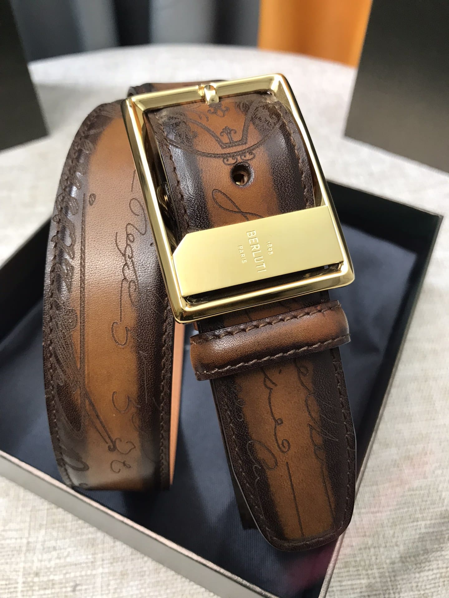 DÂY LƯNG BERLUTI PATINA Leather khóa vàng