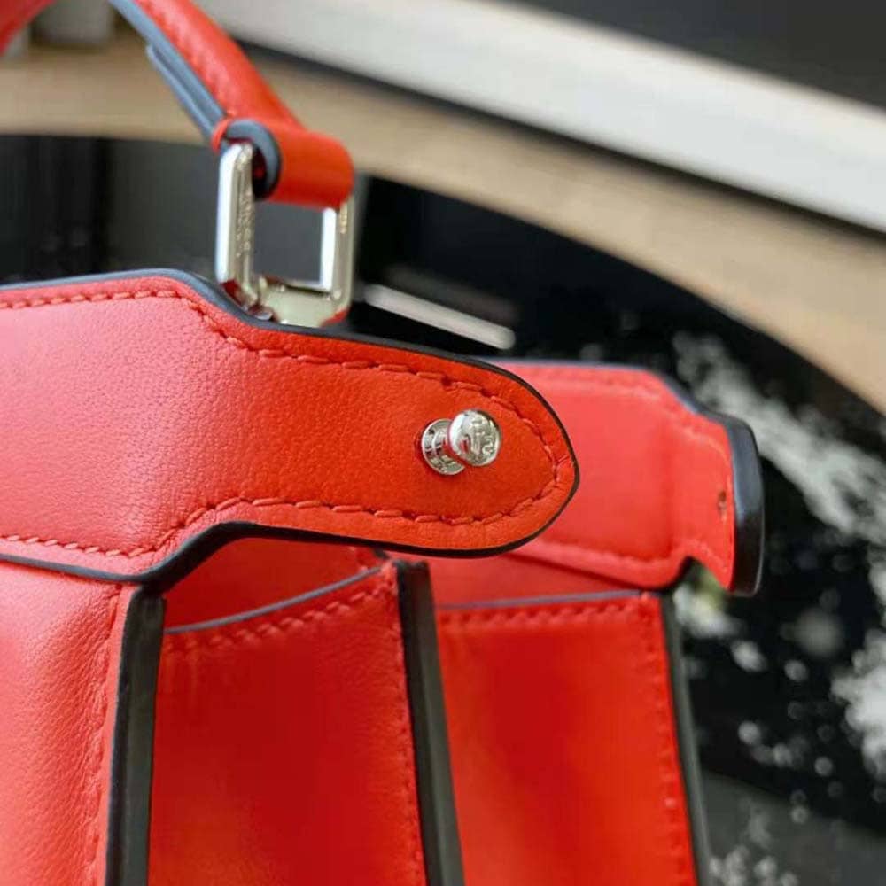 TÚI Fendi Women Peekaboo ISeeU Petite Orange Padded Nappa Leather Bag