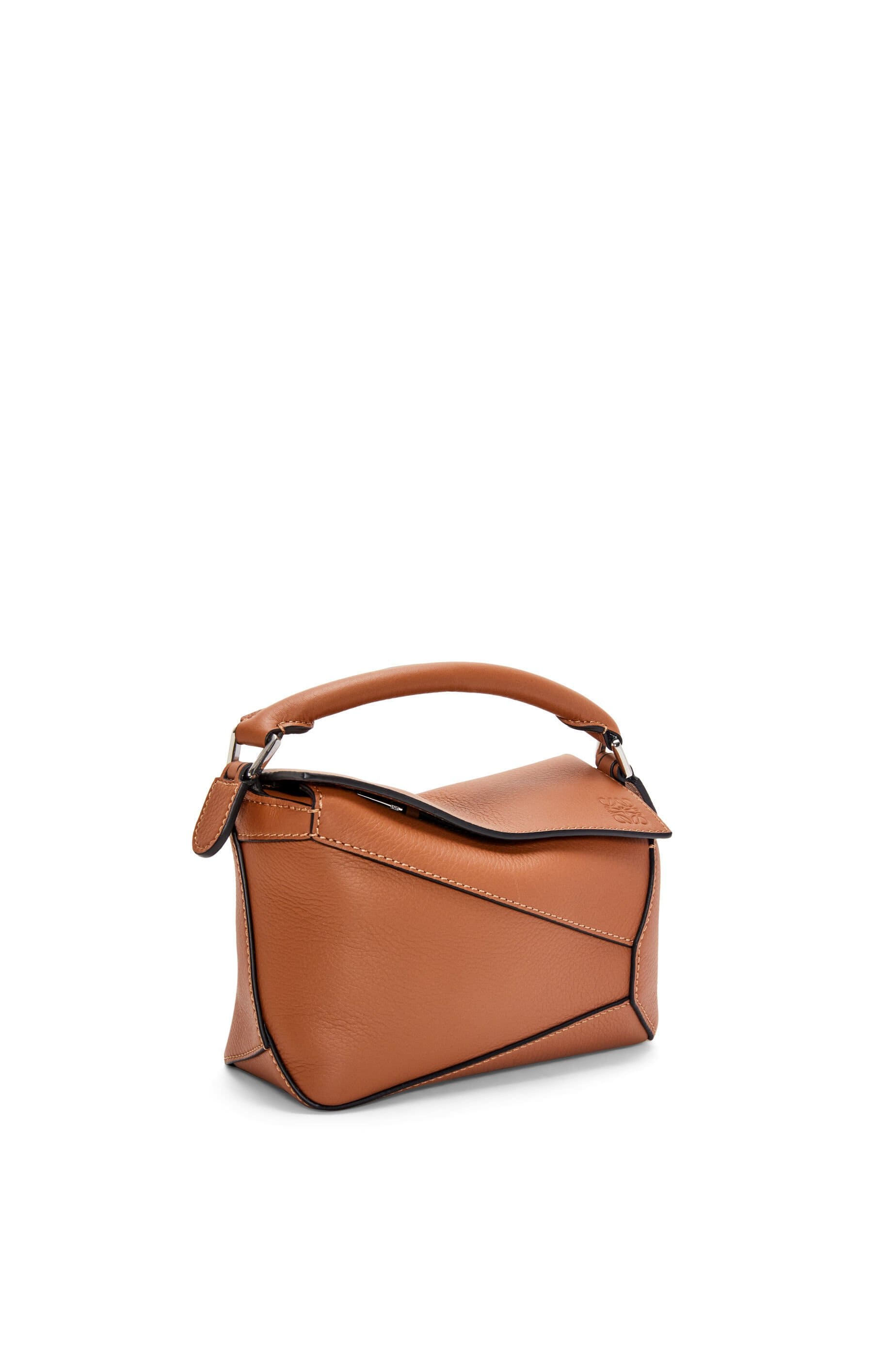 Túi LOEWE Mini Puzzle bag in classic calfskin tan