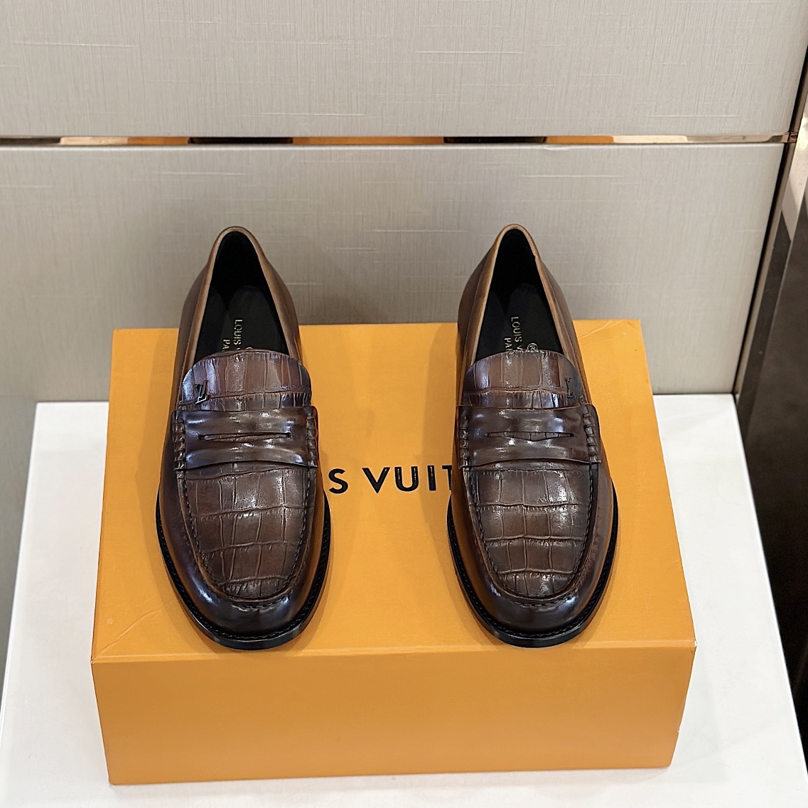 GIÀY LOUIS VUITTON MAJOR LOAFER SHOES AAA
