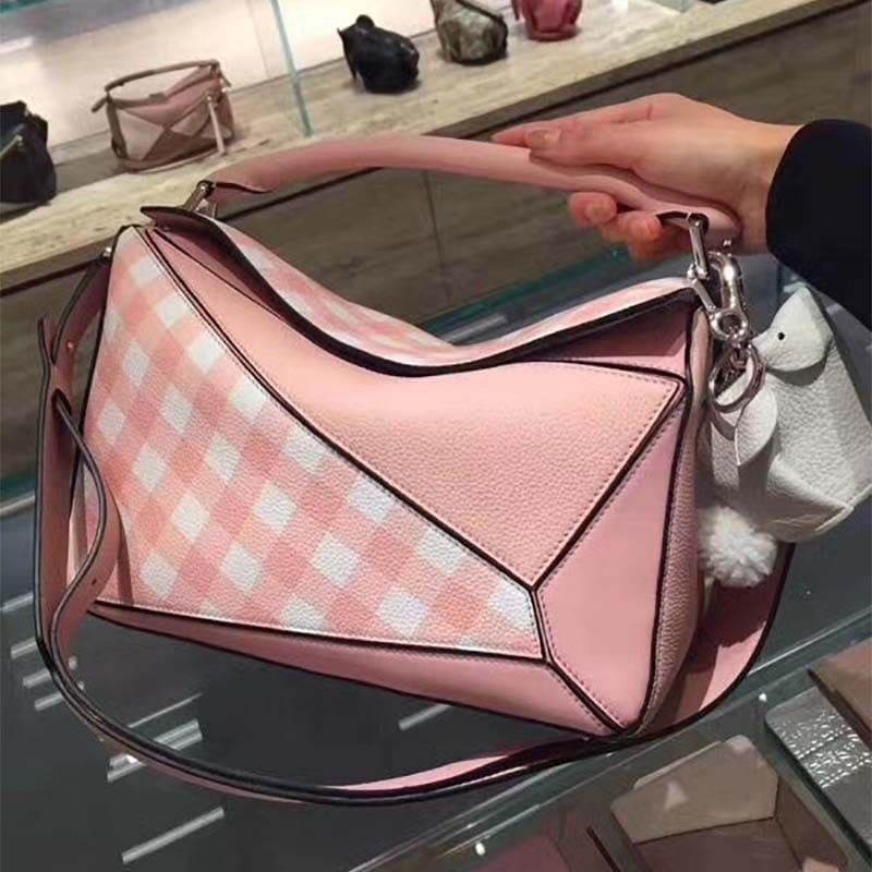 Túi Loewe Women Puzzle Gingham Bag in Calfskin-Pink
