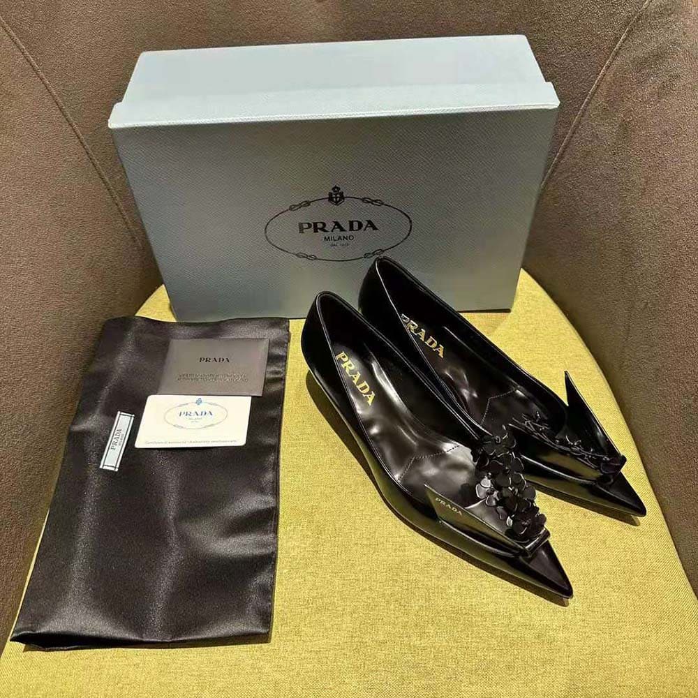 GIÀY Prada Women Brushed Leather Pumps with Floral Appliqués-Black