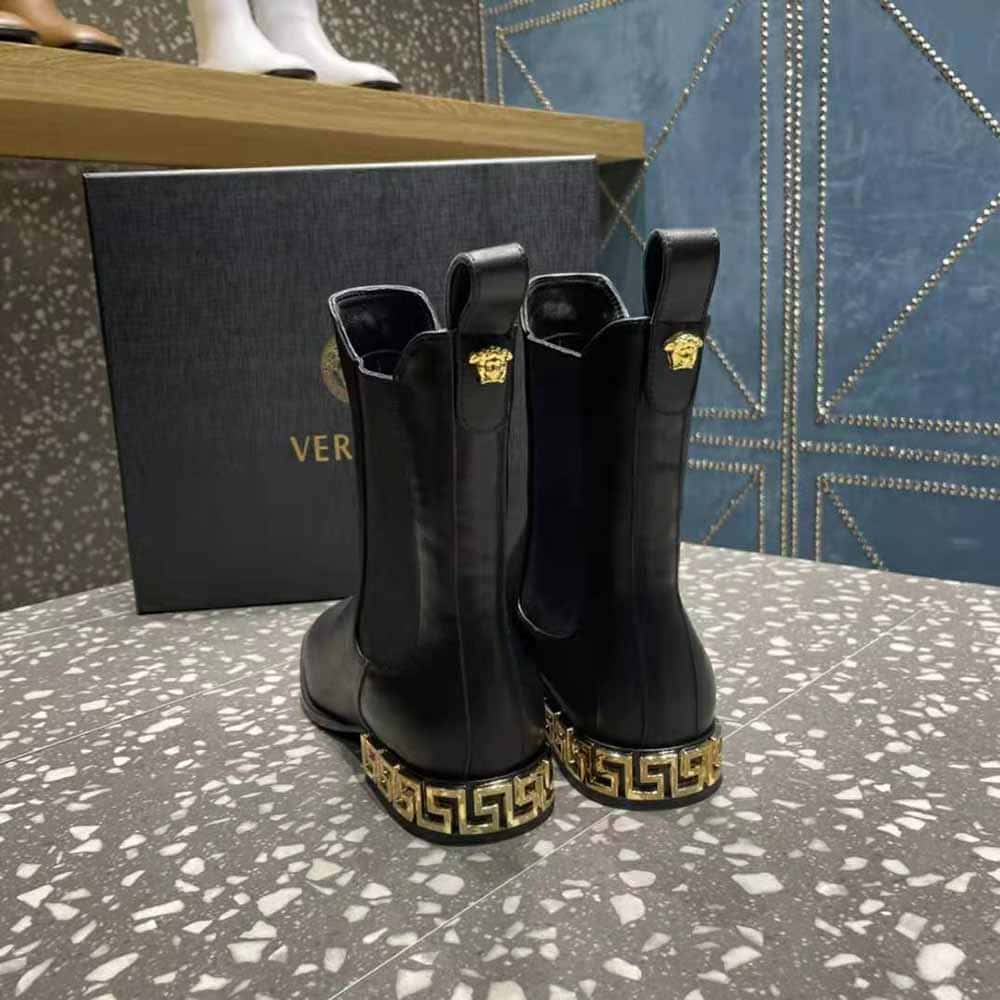 GIÀY Versace Women Greca Chelsea Boots in Calf leather-Black