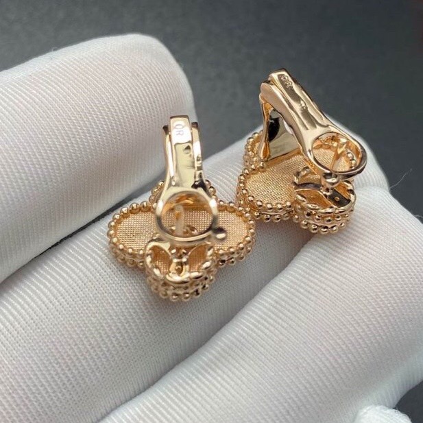 BÔNG TAI CLEEF & ARPELS ALHAMBRA VINTAGE GOLD 18K YELLOW GOLD