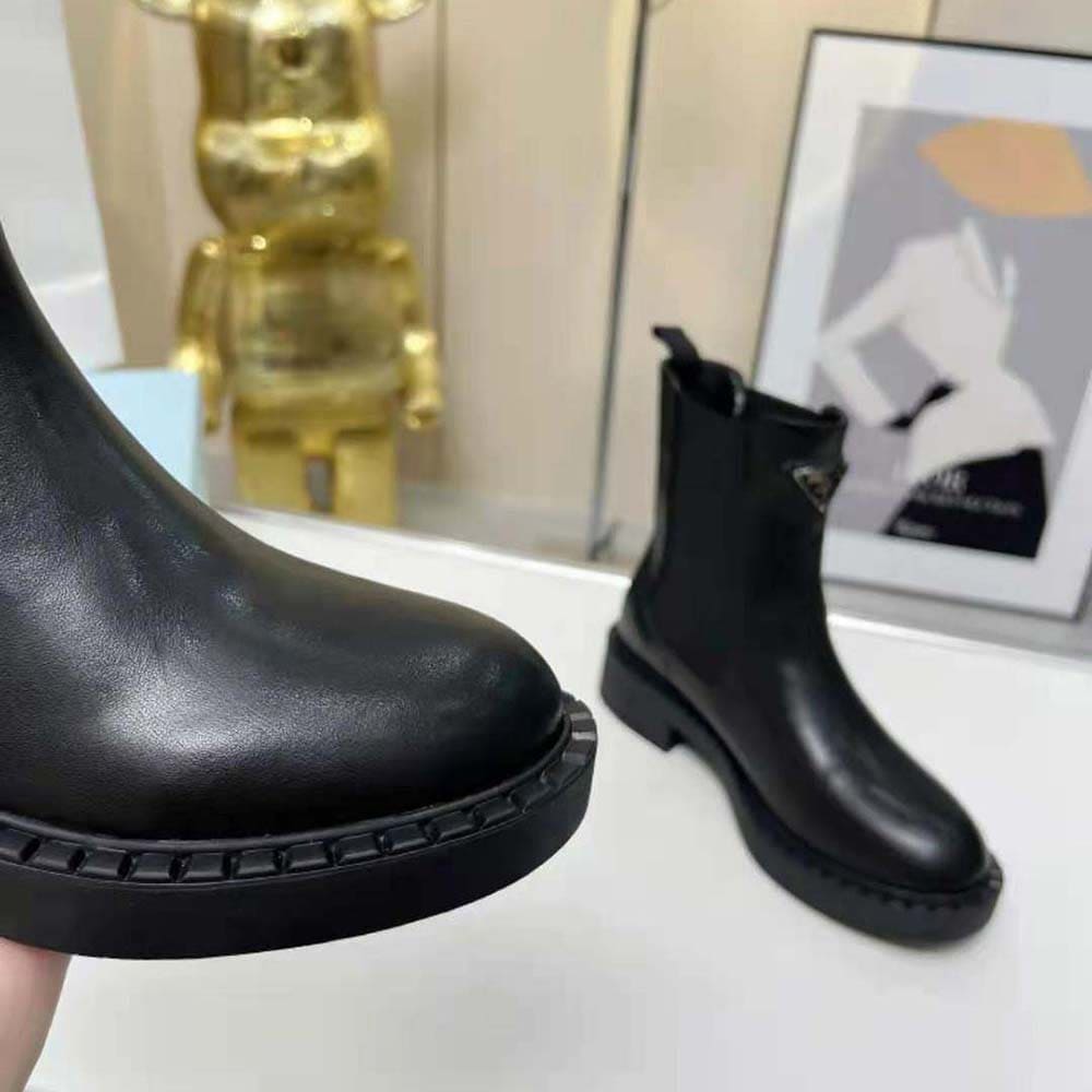 GIÀY Prada Women Brushed Leather Booties-Black