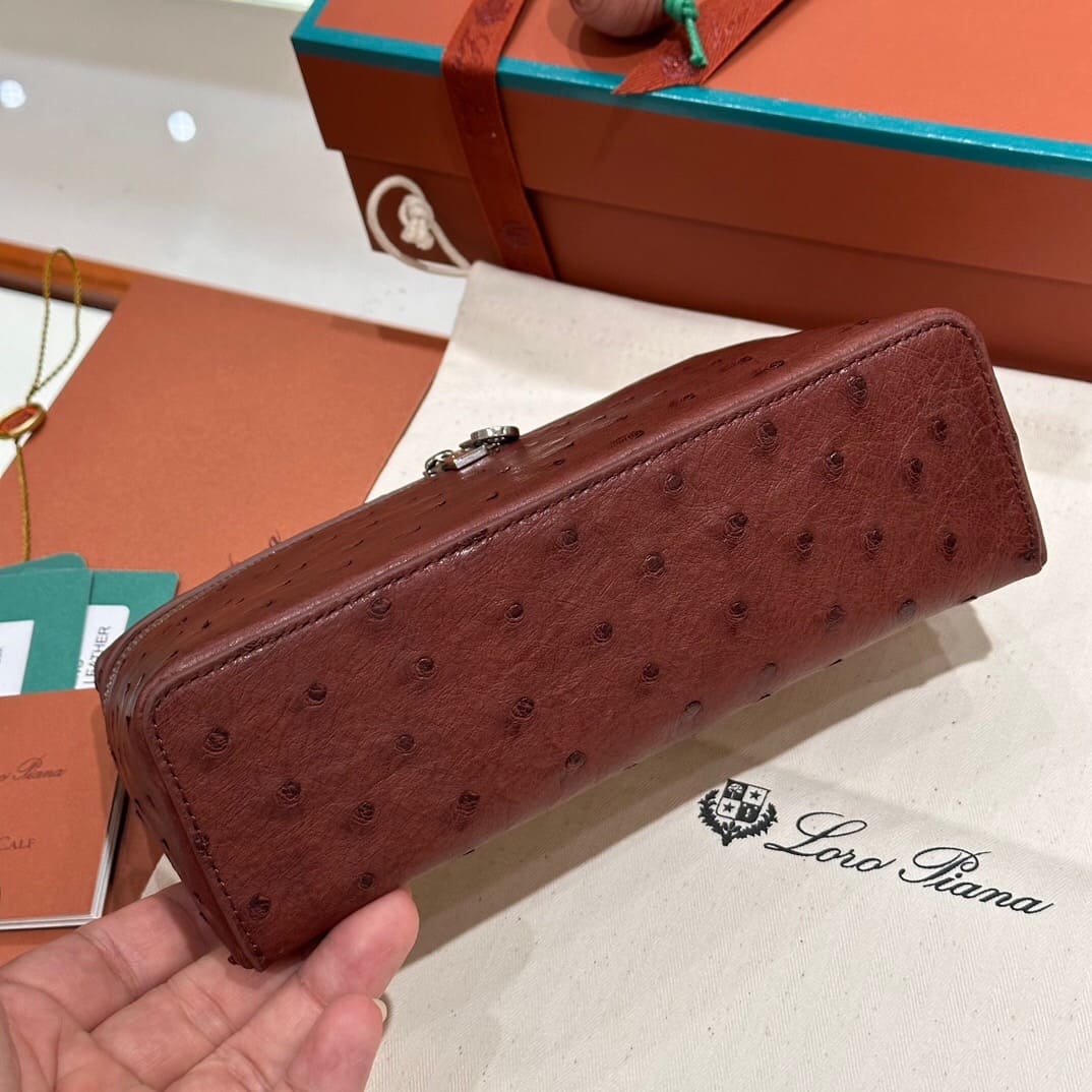 TÚI Loro Piana Women Extra Pocket L27 in Ostrich Leather Bordeaux da đà điểu(Gía Liên Hệ)