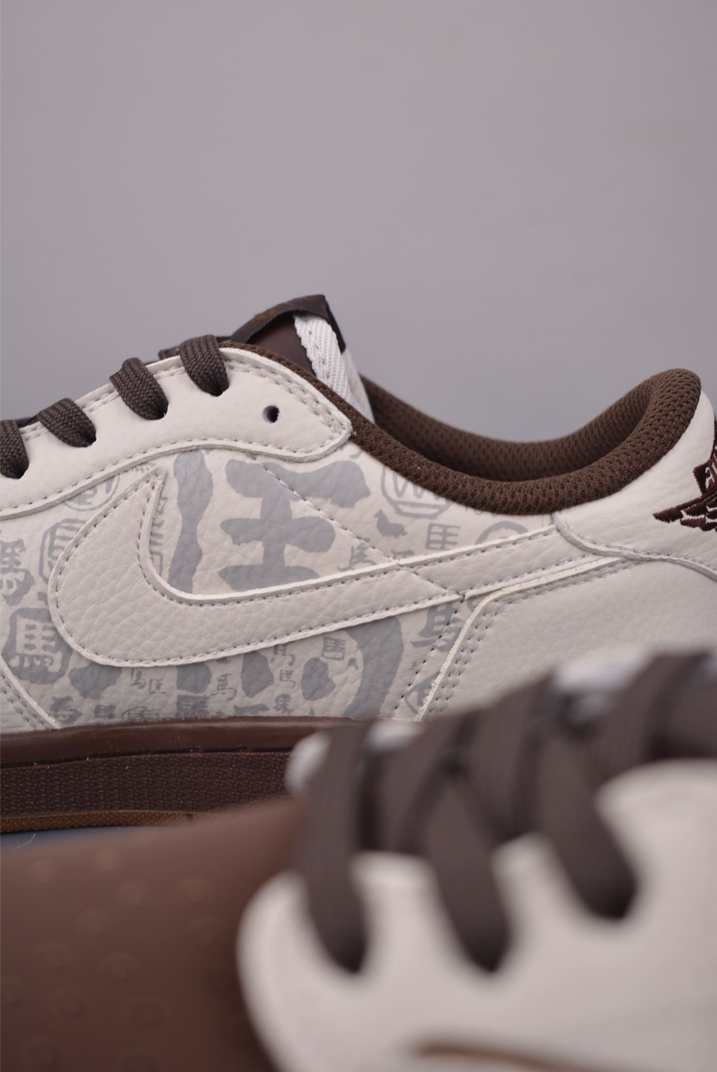 GIÀY TRAVIS SCOTT X AIR JORDAN 1 LOW PHIÊN BẢN GIỚI HẠN NĂM NGỰA NÂU BE BURGUNDY TOP QUALITY SHOES AAA