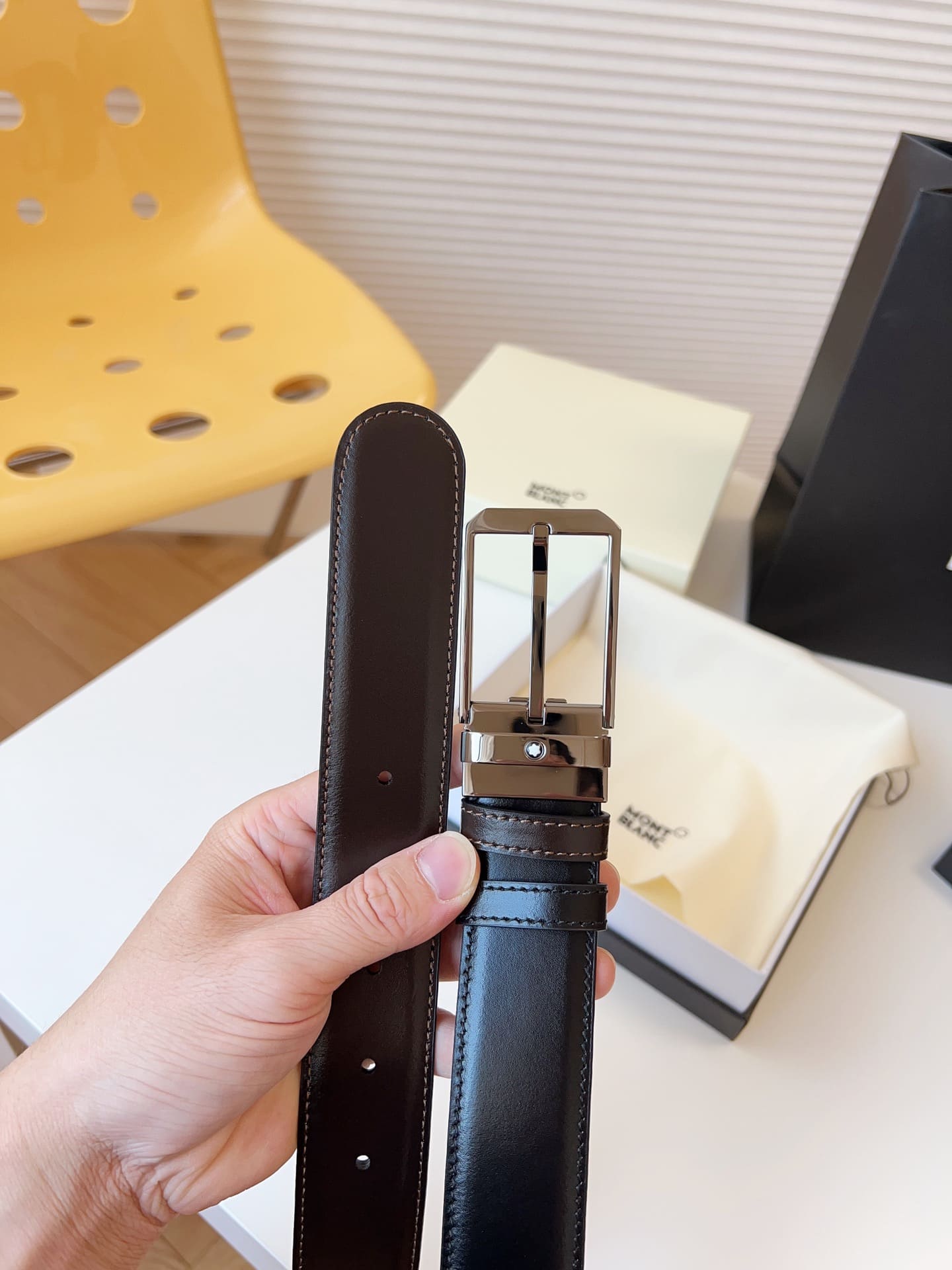 DÂY LƯNG MONTBLANC CALFSKIN LEATHER Belt Khóa bạc