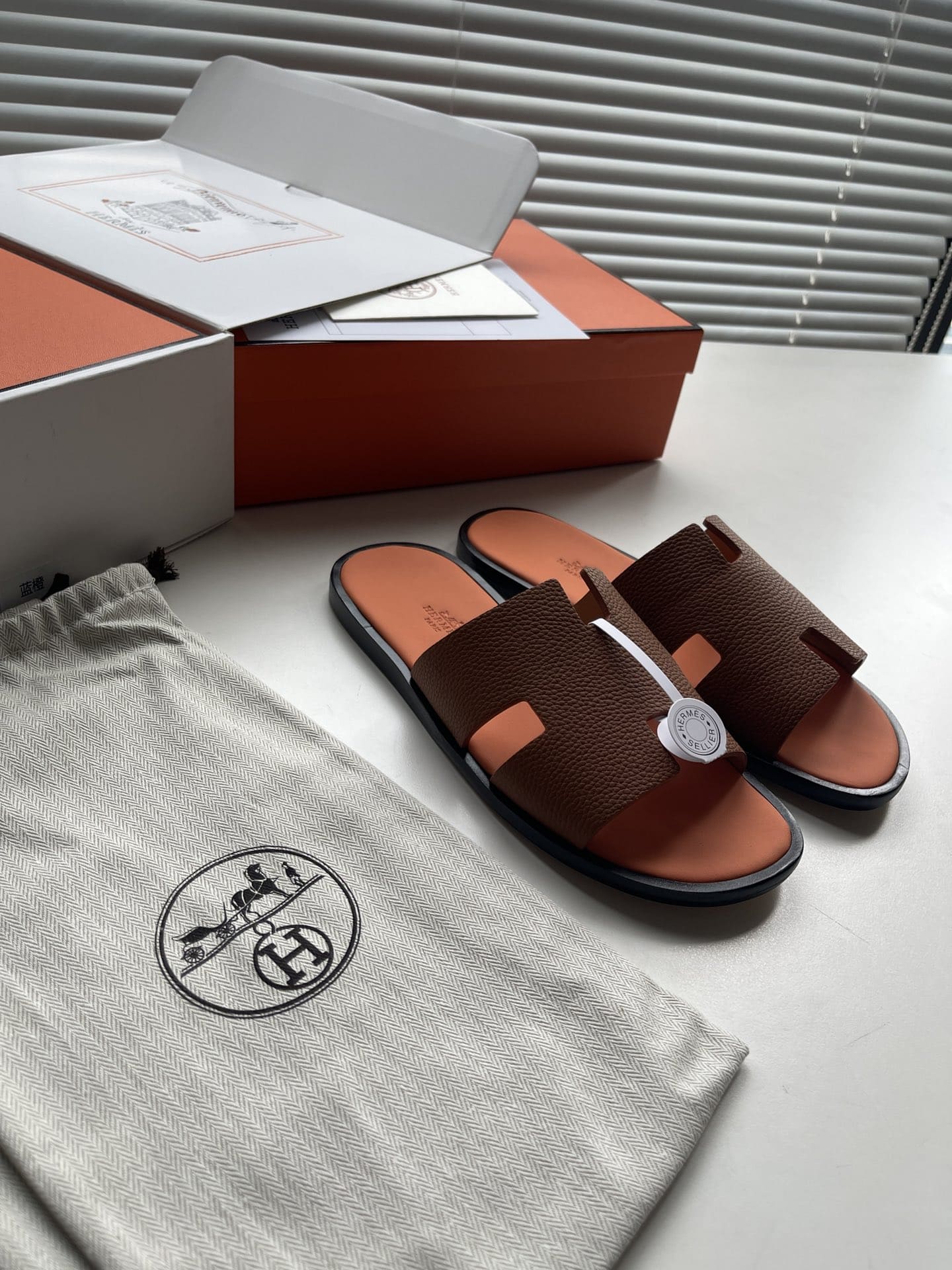 DÉP HERMES IZMIR ORANGE H SANDAL AAA