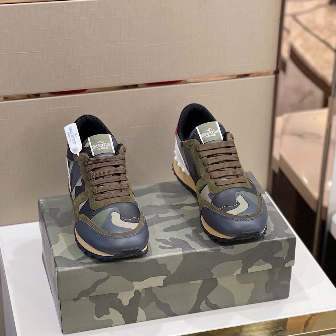 GIÀY VALENTINO STUDD LEATHER RUNNER SNEAKER SHOES AAA