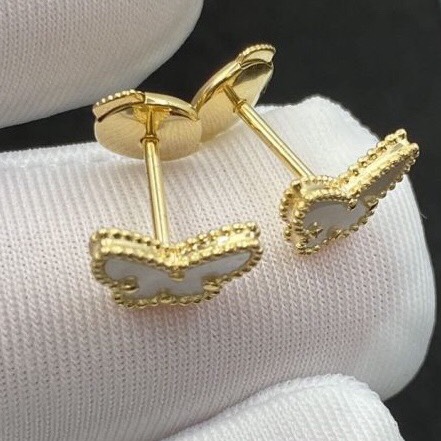 KHUYÊN TAI VAN CLEEF & ARPELS ALHAMBRA M.O.P BUTTERFLY GOLD 18K YELLOW GOLD
