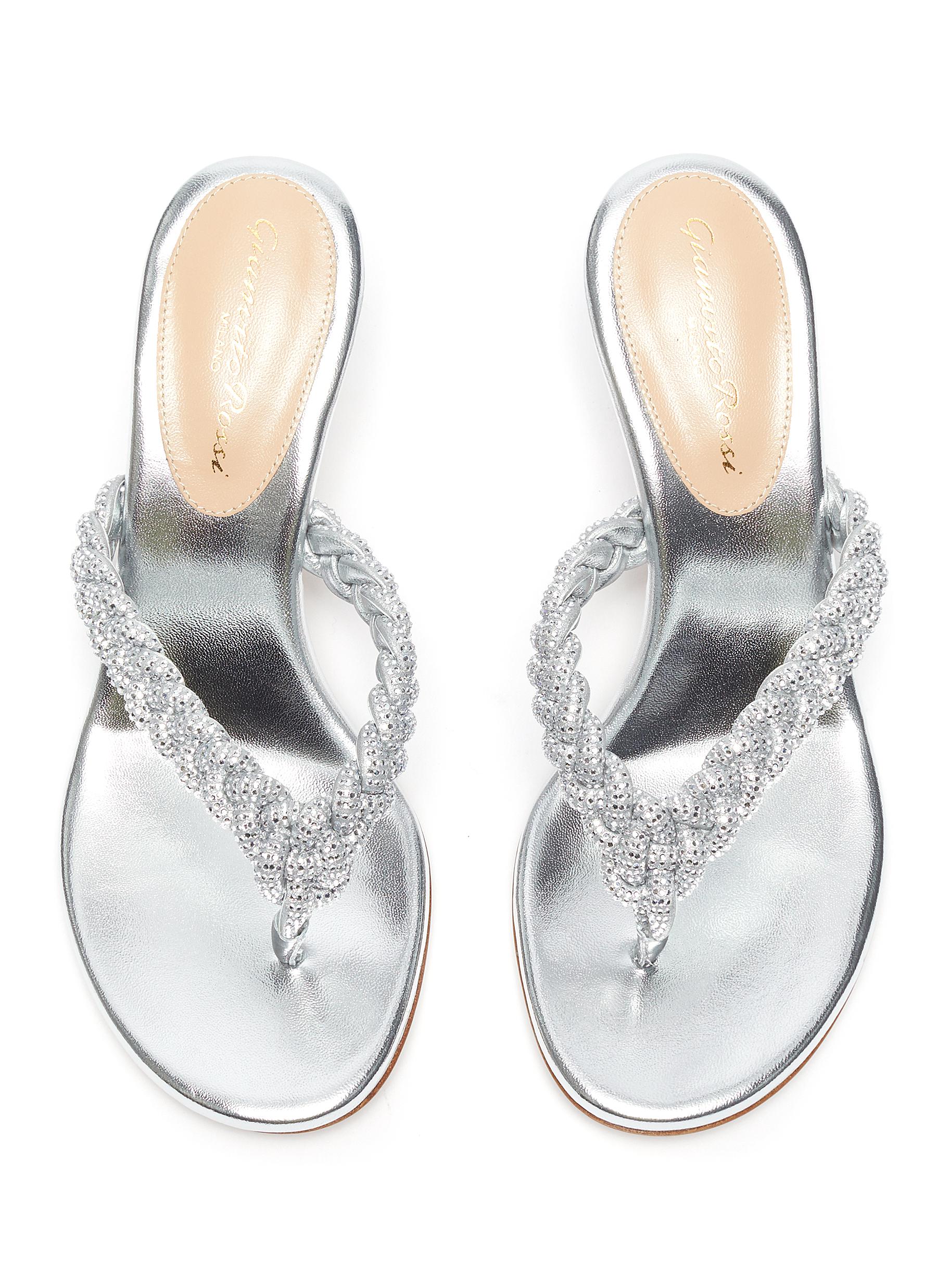 GIÀY GIANVITO ROSSI STRASS EMBELLISHED BRAIDED STRAP HEELED THONG SANDALS