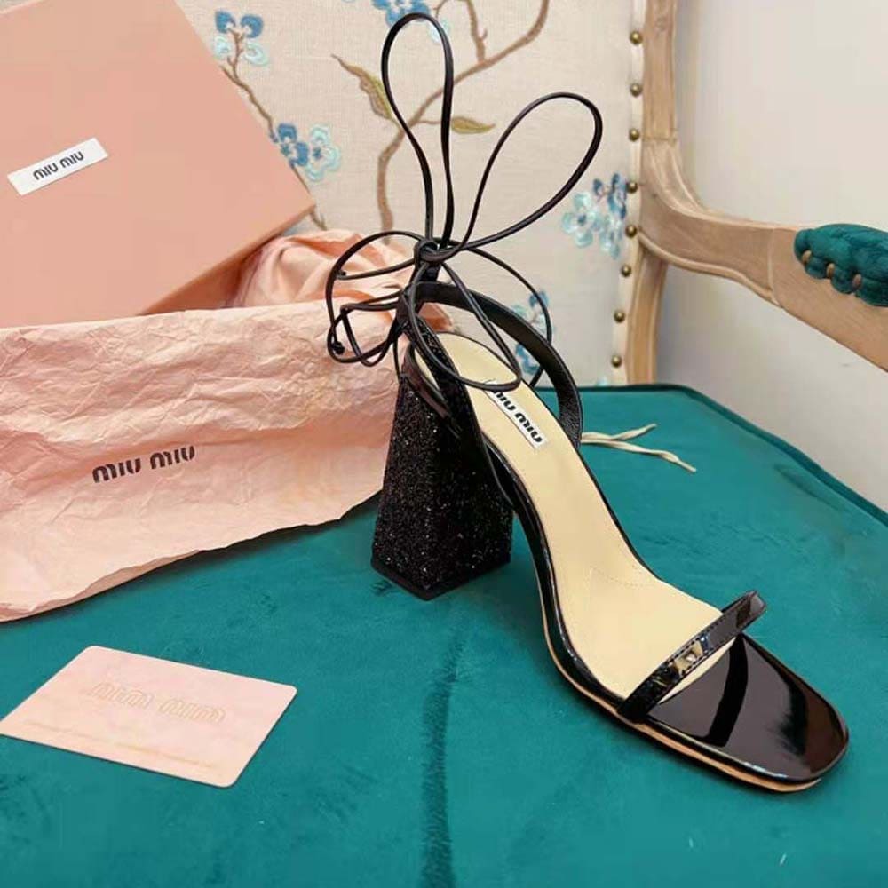 GIÀY Miu Miu Women Patent Leather and Glitter Sandals in 100mm Heel Height-Black