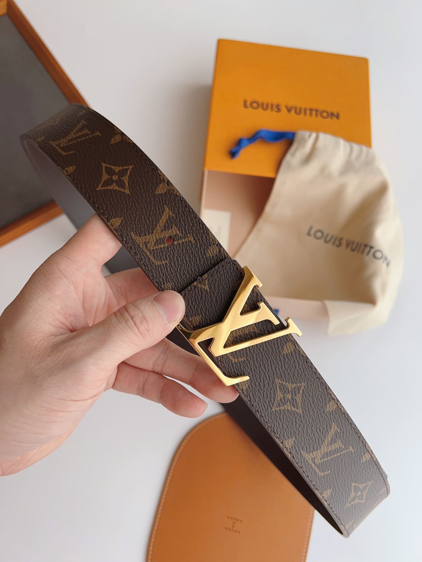 DÂY LƯNG LOUIS VUITTON SQUARE BROWN MONOGRAM LEATHER Khóa vàng