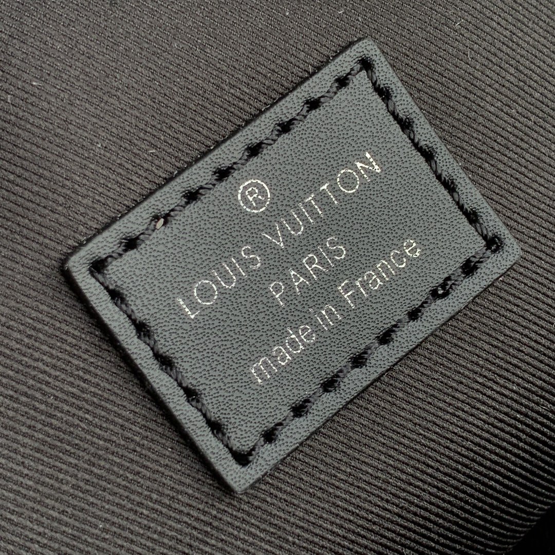 BALO LOUIS VUITTON CAMPUS DAMIER Leather Backpack-Black