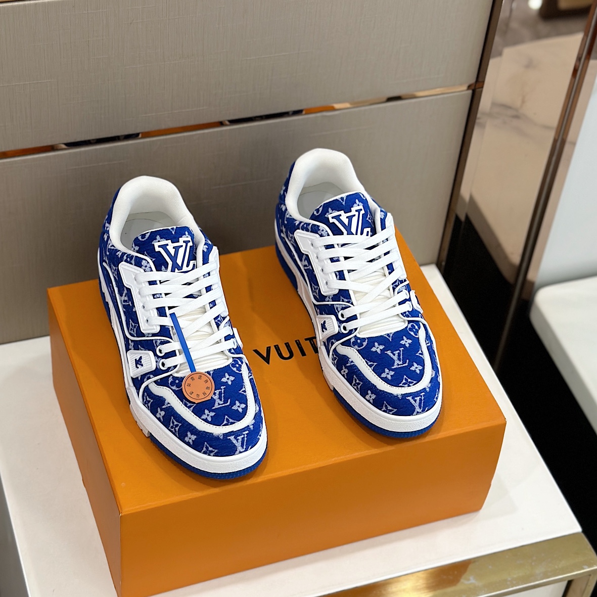 GIÀY LOUIS VUITTON TRAINER MONOGRAM SNEAKERS SHOES AAA