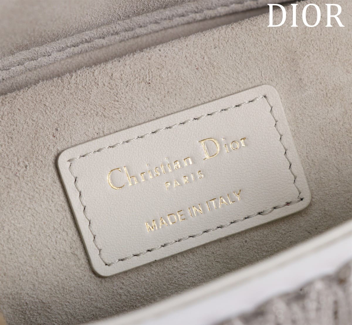TÚI CHRISTIAN DIOR Lady-Joy embroiders tattered hạt cườm trắng