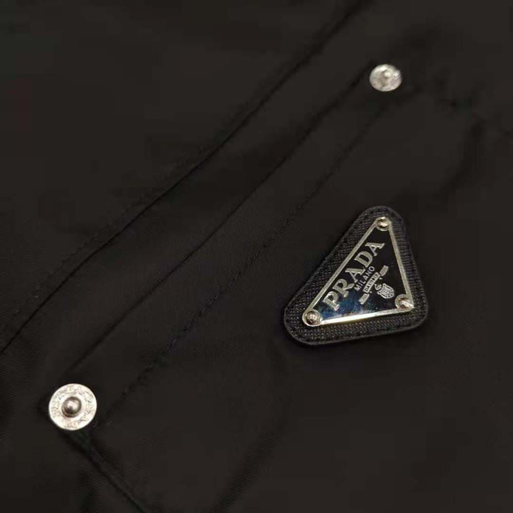 ÁO Prada Men Re-Nylon Shirt with the Iconic Triangle Logo