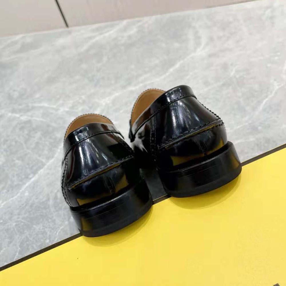 GIÀY Fendi Black Leather Loafers with Fendi O’Lock Motif