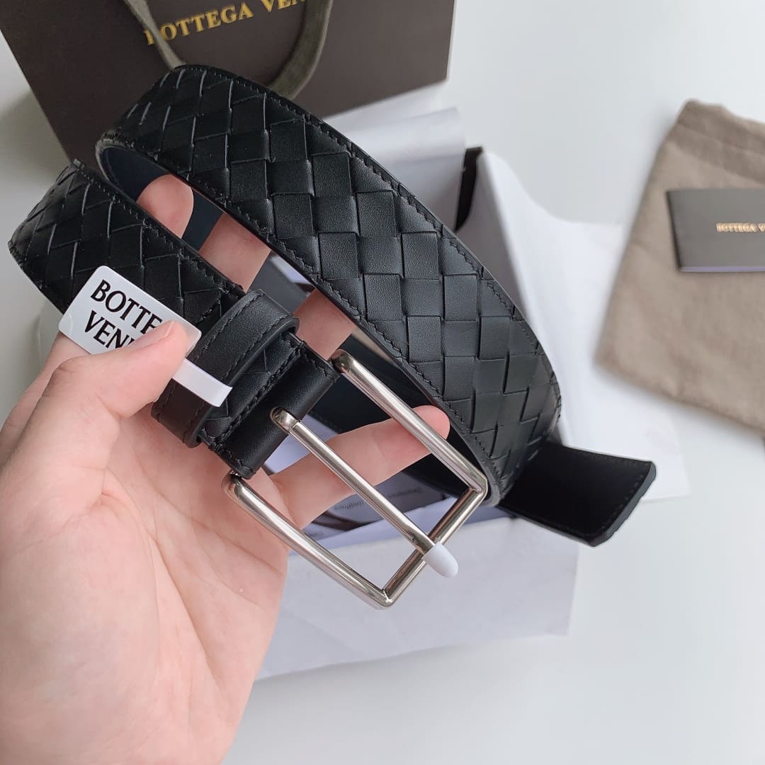 DÂY LƯNG BOTTGA VENETA BLACK INTRECCIATO LEATHER Khóa bạc