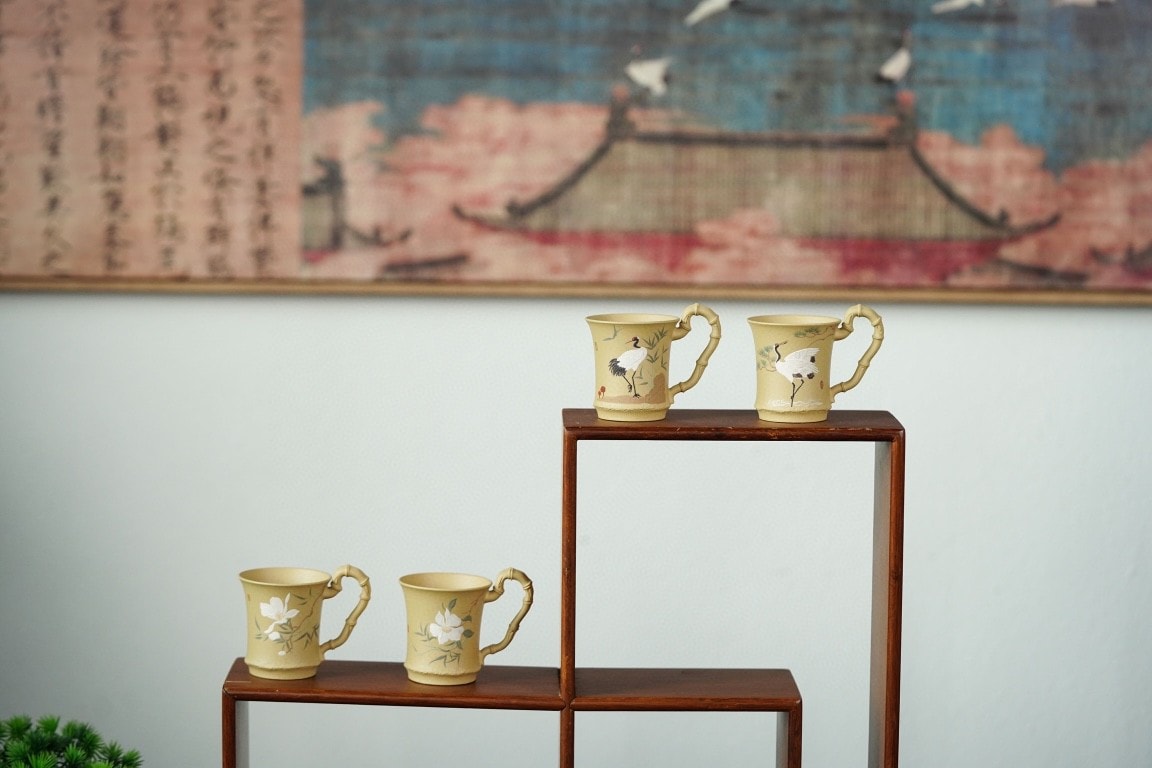 Bộ cốc đất xanh phong cảnh chim Hạc,hoa Trà và cây Tre