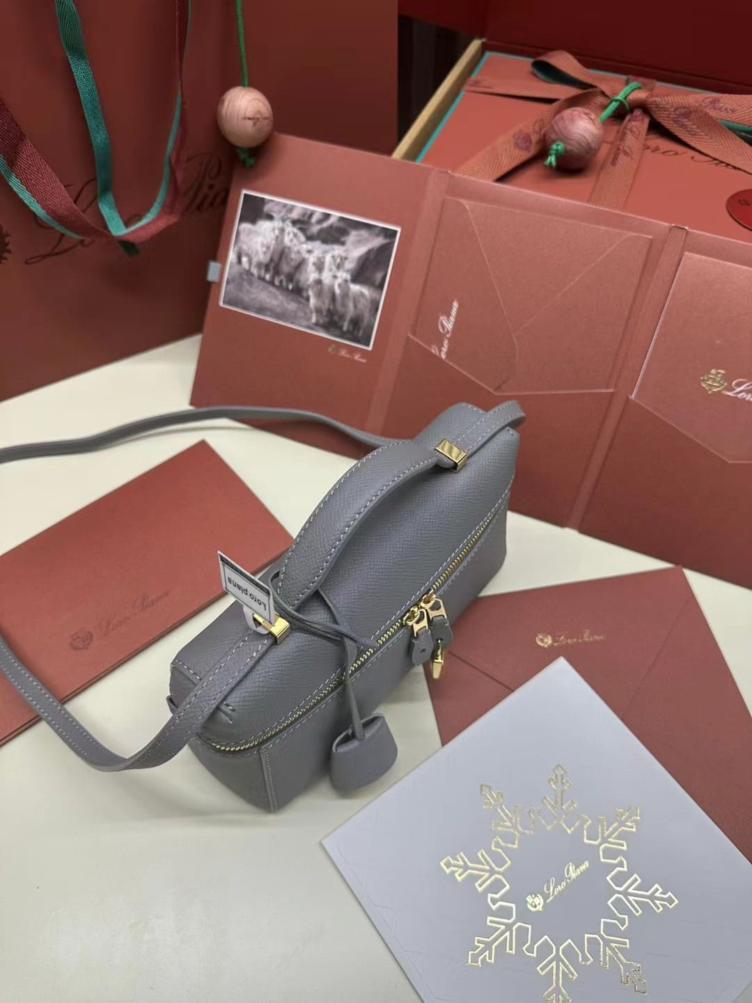 TÚI Loro Piana Women Extra Pocket L19 in Sheepskin Leather Elephant