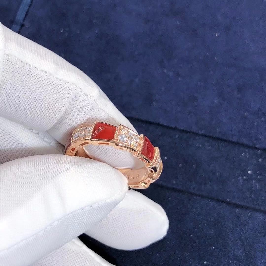NHẪN BVLGARI Serpenti Viper 18K Rose Gold with Carnelian and Pavé Diamonds