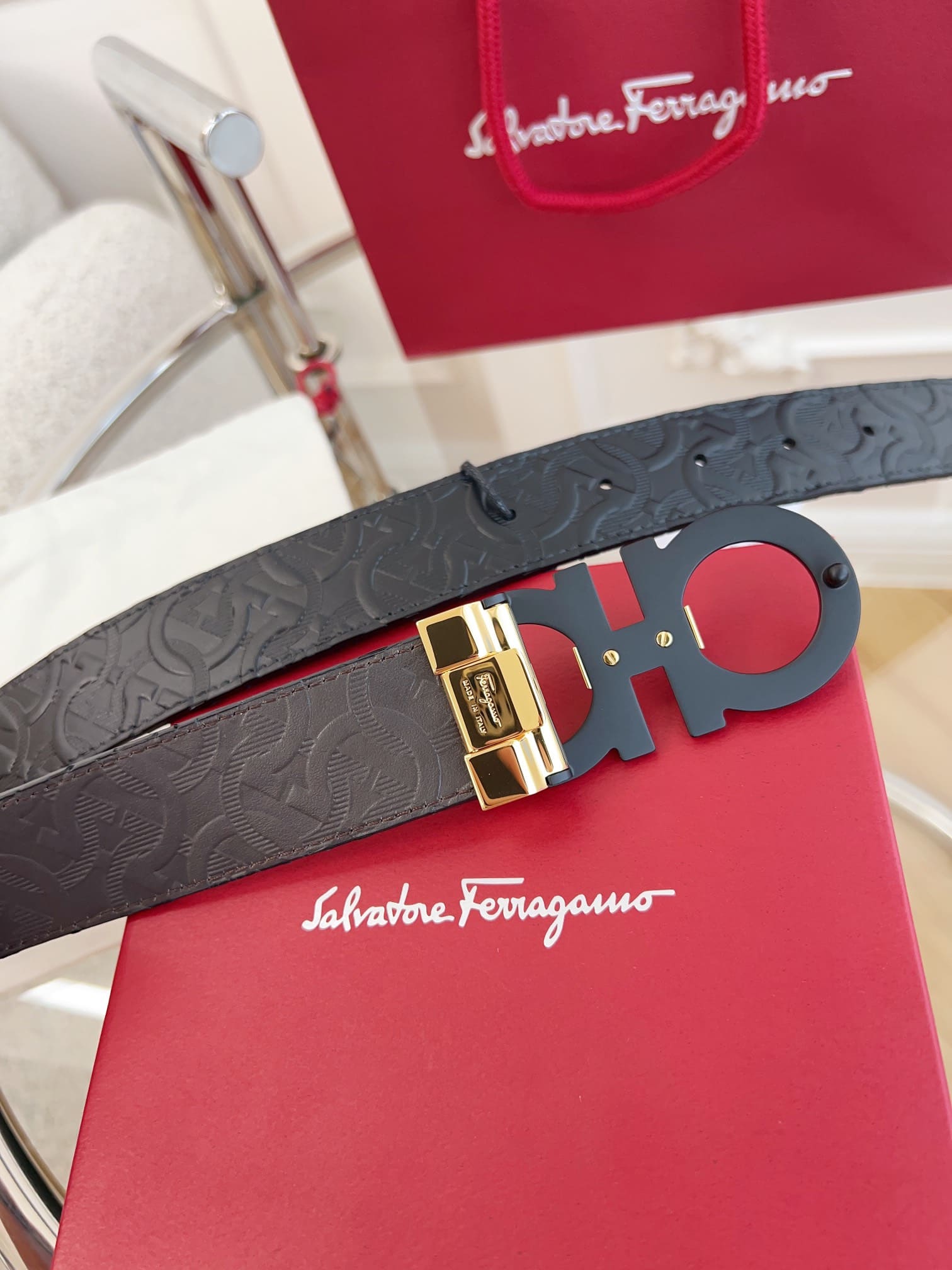 DÂY LƯNG Salvatore Ferragamo Adjustable Gancini Belt Khóa đen