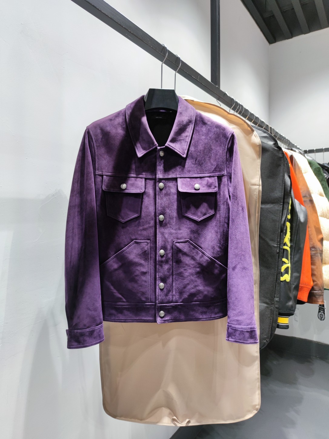 ÁO TOM FORD SUEDE LEATHER JACKET