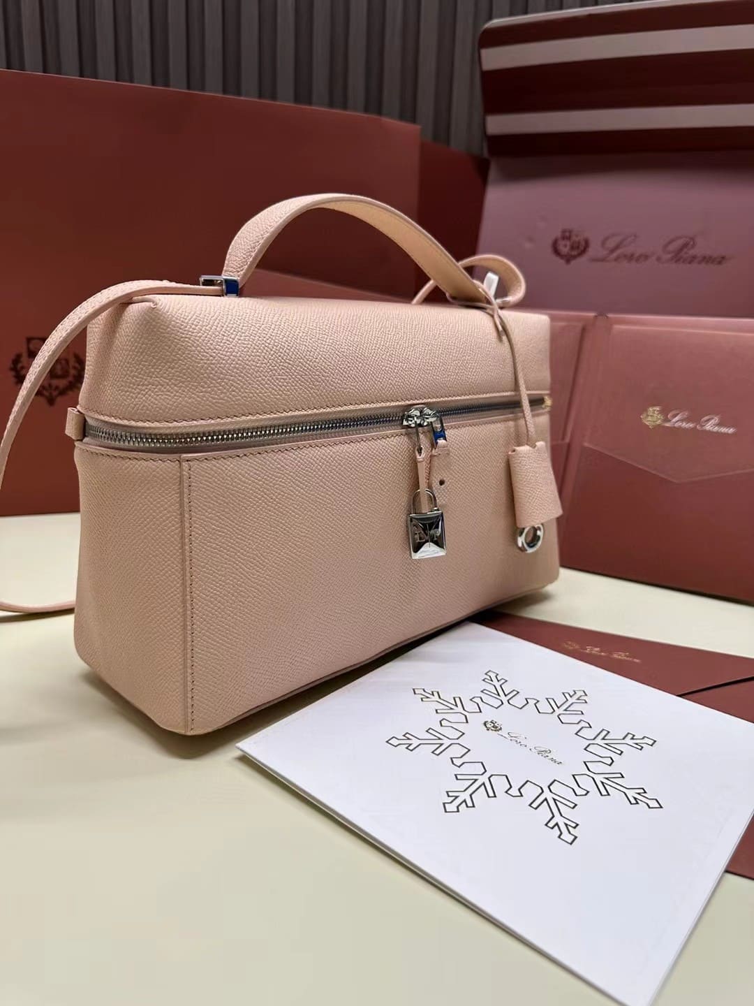 TÚI Loro Piana Women Extra Pocket L27 in Sheepskin Leather Pink