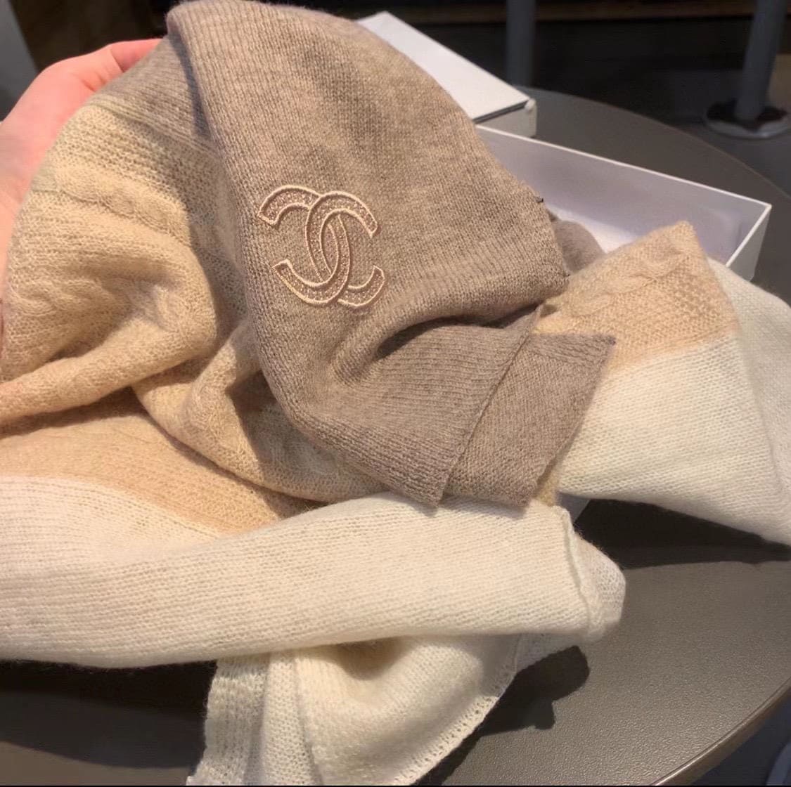KHĂN CHANEL ORIGINAL CASHMERE scarf