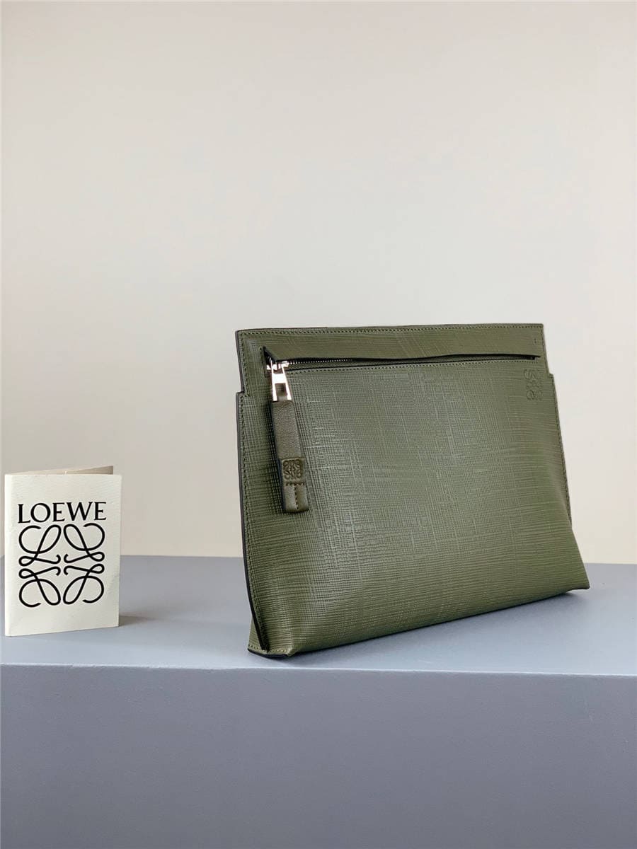 Túi LOEWE new embossed leather T pouch clutch Olive
