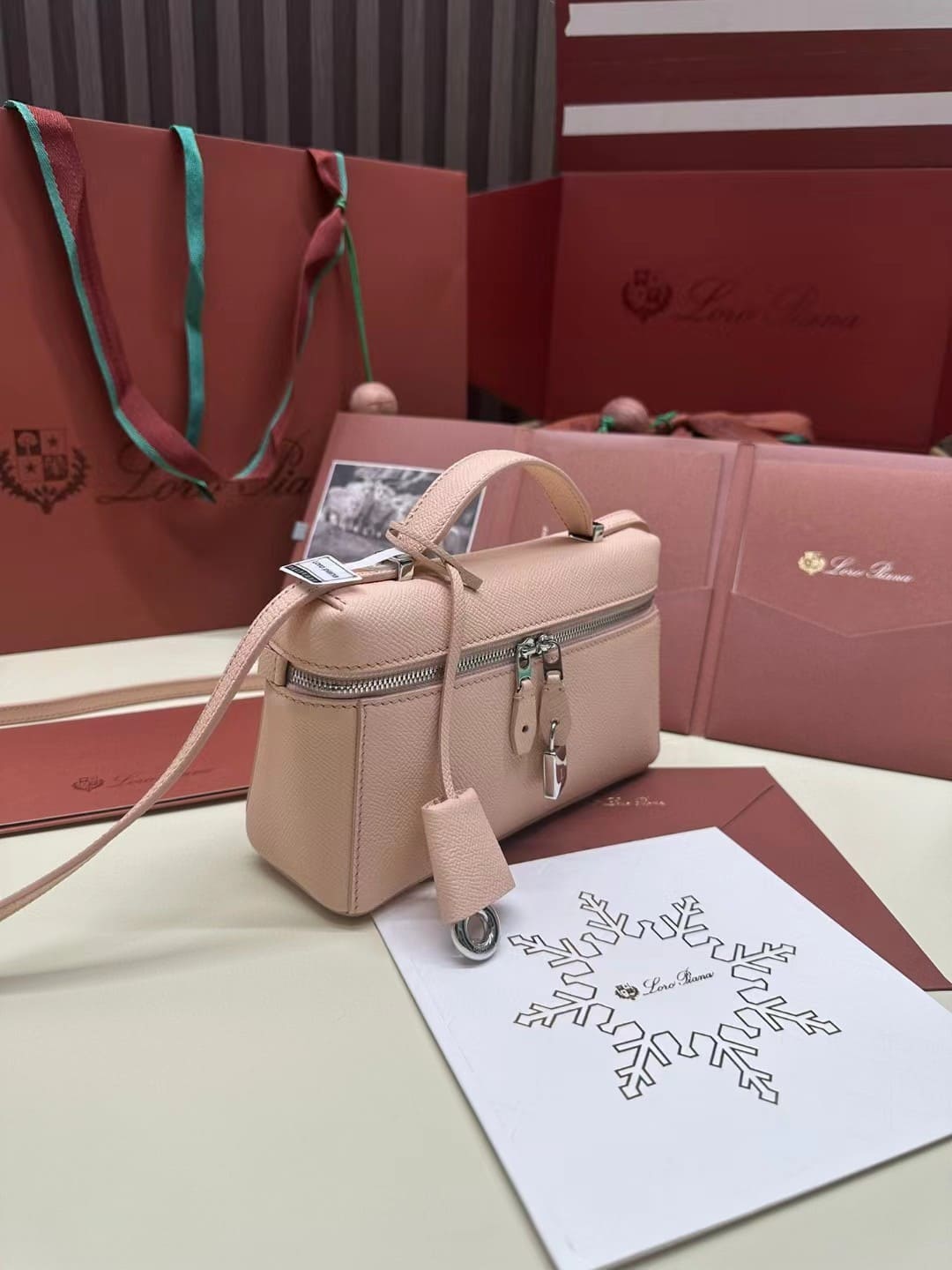 TÚI Loro Piana Women Extra Pocket L19 in Sheepskin Leather Pink